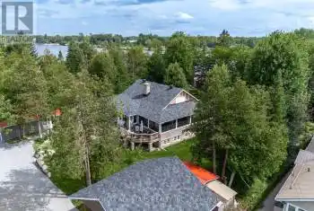 210 Front Street, Kawartha Lakes (Bobcaygeon), Ontario K0M1A0, 4 Bedrooms Bedrooms, ,3 BathroomsBathrooms,All Houses,For Sale,Front,X11913906