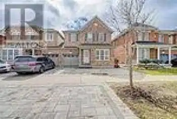 45 Courtfield Crescent, Markham (Berczy), Ontario L6C2R8, 1 Bedroom Bedrooms, ,1 BathroomBathrooms,All Houses,For Rent,Courtfield,N11914089