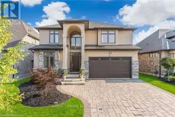 14 TUSCANY Court, St. Catharines, Ontario L2S0E2, 5 Bedrooms Bedrooms, ,5 BathroomsBathrooms,All Houses,For Sale,TUSCANY,40688899