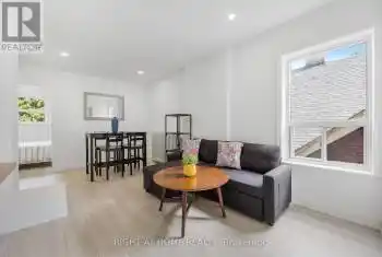 344 Shaw Street Unit# 3rd flr, Toronto (Trinity-Bellwoods), Ontario M6J2X3, 1 Bedroom Bedrooms, ,1 BathroomBathrooms,All Houses,For Rent,Shaw,C11914344