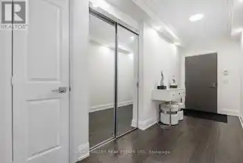 1 Old Mill Drive Unit# 625, Toronto (Runnymede-Bloor West Village), Ontario M6S0A1, 2 Bedrooms Bedrooms, ,2 BathroomsBathrooms,Condo,For Sale,Old Mill,W11915821