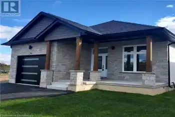 84 PIKE CREEK Drive, Cayuga, Ontario N0A1E0, 3 Bedrooms Bedrooms, ,2 BathroomsBathrooms,All Houses,For Sale,PIKE CREEK,40689249