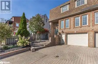 36 KEMPENFELT Drive Barrie Ontario L4M1B9