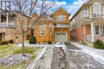 382 MONTREAL Circle, Stoney Creek, Ontario L8E0C7, 5 Bedrooms Bedrooms, ,4 BathroomsBathrooms,All Houses,For Sale,MONTREAL,40688600