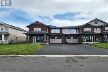 172 BUR OAK DRIVE Drive, Thorold, Ontario L2V0L7, 3 Bedrooms Bedrooms, ,3 BathroomsBathrooms,All Houses,For Rent,BUR OAK DRIVE,40689440