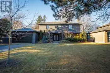 57 Sandringham Drive, Toronto (Bedford Park-Nortown), Ontario M5M3G4, 5 Bedrooms Bedrooms, ,4 BathroomsBathrooms,All Houses,For Sale,Sandringham,C11917137