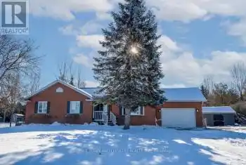 42 Pigeon Lake Road, Kawartha Lakes (Lindsay), Ontario K9V4R6, 4 Bedrooms Bedrooms, ,2 BathroomsBathrooms,All Houses,For Sale,Pigeon Lake,X11917267