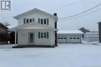 7 Saint-Joseph Street, Sainte-Anne-De-Madawaska, New Brunswick E7E1K6, 3 Bedrooms Bedrooms, ,2 BathroomsBathrooms,All Houses,For Sale,7 Saint-Joseph Street,NB111055