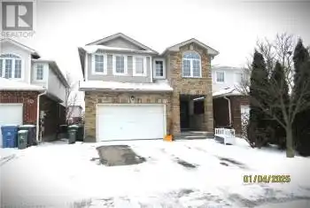 19 GOSLING GARDENS, Guelph, Ontario N1G5H5, 7 Bedrooms Bedrooms, ,4 BathroomsBathrooms,All Houses,For Sale,GOSLING GARDENS,40689371