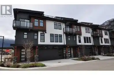 910 LAKESIDE Drive Unit# 107 Nelson British Columbia V1L6G3