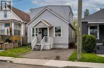 26 CAMBRIDGE Avenue Hamilton Ontario L8H1T5