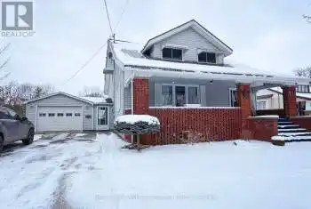 264 John Street, Aylmer, Ontario N5H2E2, 5 Bedrooms Bedrooms, ,2 BathroomsBathrooms,All Houses,For Sale,John,X11918663