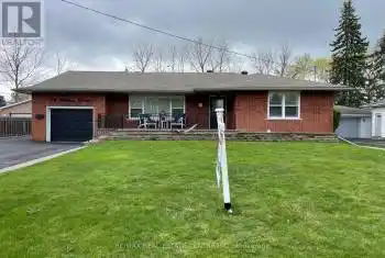 26 Hatton Drive, Hamilton (Ancaster), Ontario L9G2H6, 5 Bedrooms Bedrooms, ,3 BathroomsBathrooms,All Houses,For Sale,Hatton,X11918801