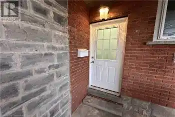 116 DEERFIELD Avenue, Kitchener, Ontario N2B1C8, 3 Bedrooms Bedrooms, ,1 BathroomBathrooms,All Houses,For Rent,DEERFIELD,40689700