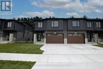 585 REGENT Street, Strathroy-Caradoc (Mount Brydges), Ontario N0L1W0, 3 Bedrooms Bedrooms, ,3 BathroomsBathrooms,All Houses,For Sale,REGENT,X11919219