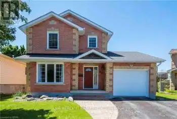 43 Sherwood Crescent, Belleville, Ontario K8P5G2, 3 Bedrooms Bedrooms, ,3 BathroomsBathrooms,All Houses,For Rent,Sherwood,X11919254