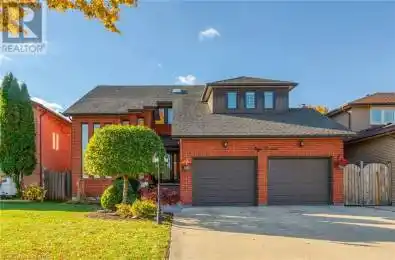 10 VEGA Crescent Stoney Creek Ontario L8E4S7