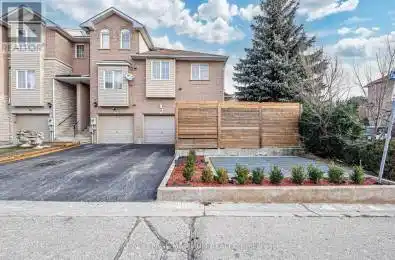 21 Pioneer Avenue Toronto (Mount Dennis) Ontario M6M5H8