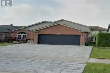 8320 Feren Drive, Niagara Falls (213 - Ascot), Ontario L2H3M9, 6 Bedrooms Bedrooms, ,3 BathroomsBathrooms,All Houses,For Rent,Feren,X11906562