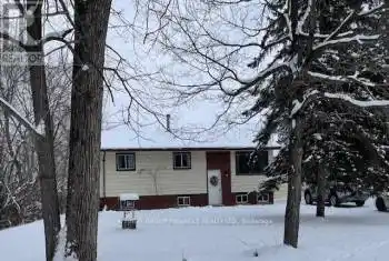 71 Goodman Road, Kawartha Lakes (Fenelon Falls), Ontario K0M1N0, 4 Bedrooms Bedrooms, ,1 BathroomBathrooms,All Houses,For Sale,Goodman,X11920715