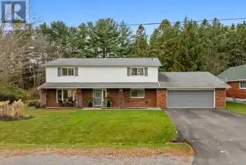 6 Mohawk Avenue, Brighton, Ontario K0K1H0, 5 Bedrooms Bedrooms, ,2 BathroomsBathrooms,All Houses,For Sale,Mohawk,X11920381