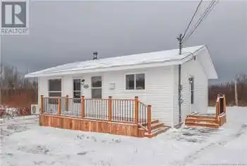 8141 rue Saint-Paul Street, Bas-Caraquet, New Brunswick E1W6C4, 2 Bedrooms Bedrooms, ,1 BathroomBathrooms,All Houses,For Sale,8141 rue Saint-Paul Street,NB111168