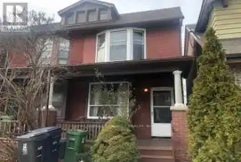 920 Woodbine Avenue, Toronto (Woodbine Corridor), Ontario M4C4B7, 2 Bedrooms Bedrooms, ,1 BathroomBathrooms,All Houses,For Rent,Woodbine,E11921652