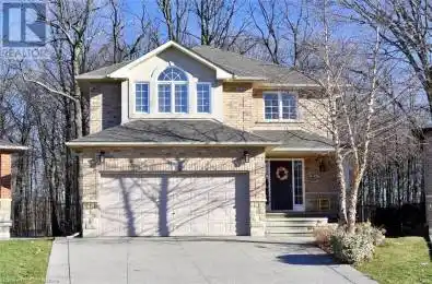 59 HOLIMONT Court Hamilton Ontario L9C0B1