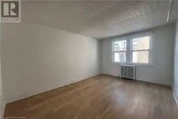 102 GREENSIDES Avenue Unit# 6, Toronto, Ontario M6C1B9, 2 Bedrooms Bedrooms, ,1 BathroomBathrooms,Condo,For Rent,GREENSIDES,40690315