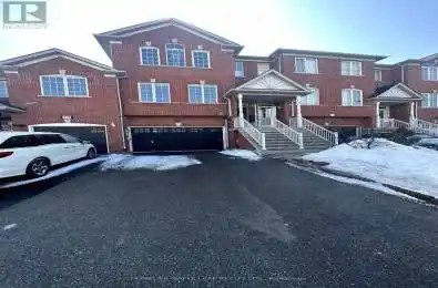 15 Pikake Court Vaughan (Maple) Ontario L6A3W3