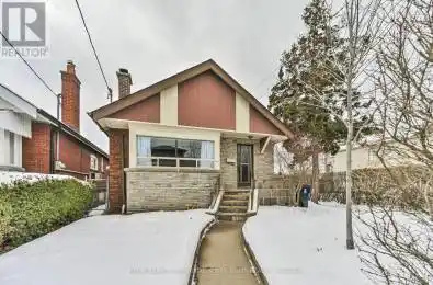 40 Lankin Boulevard Toronto (Danforth Village-East York) Ontario M4J4W