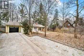 21 Donwoods Drive, Toronto (Bridle Path-Sunnybrook-York Mills), Ontario M4N2E9, 5 Bedrooms Bedrooms, ,2 BathroomsBathrooms,All Houses,For Rent,Donwoods,C11924230