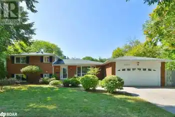 2069 THORNLEA Drive, Oakville, Ontario L6L1K4, 5 Bedrooms Bedrooms, ,3 BathroomsBathrooms,All Houses,For Sale,THORNLEA,40690250