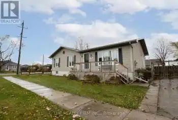 141 Cambridge Street, Goderich (Goderich Town), Ontario N7A2Y5, 3 Bedrooms Bedrooms, ,2 BathroomsBathrooms,All Houses,For Sale,Cambridge,X11925036