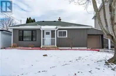 14 LAKEVIEW Avenue Grimsby Ontario L3M3M1