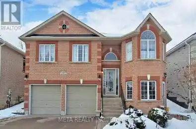 53 Saint Avenue Bradford West Gwillimbury (Bradford) Ontario L3Z3H7