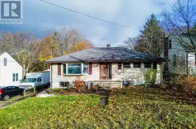 338 Fairview Avenue London Ontario N6C4T8