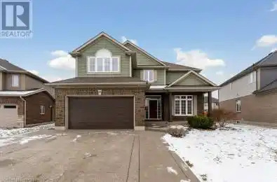 27 TRAILWOOD Drive Welland Ontario L3C0B6