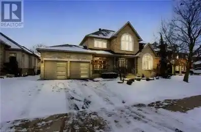 4286 CLUBVIEW Drive Burlington Ontario L7M4X1