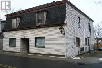 322 Main Street, Liverpool, Nova Scotia B0T1K0, ,Commercial,For Sale,Main,202501030