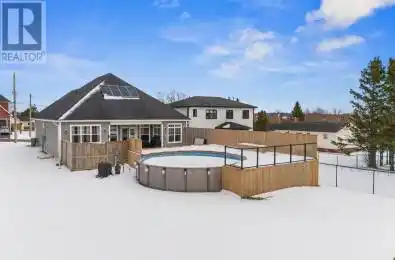 52 KEATON Drive Charlottetown Prince Edward Island C1E1W9