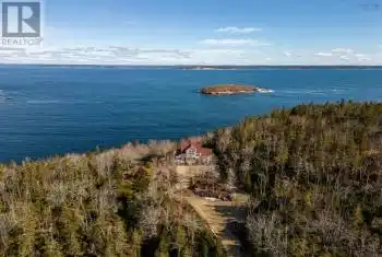 45 Southwest Cove Road, Northwest Cove, Nova Scotia B0J1T0, 3 Bedrooms Bedrooms, ,4 BathroomsBathrooms,All Houses,For Sale,Southwest Cove,202501049