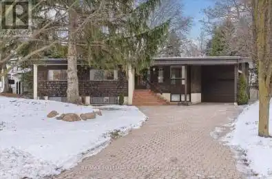 27 Woodcliff Place Toronto (Banbury-Don Mills) Ontario M3B3A5