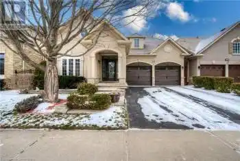 233 CREEK PATH Avenue, Oakville, Ontario L6L6T5, 3 Bedrooms Bedrooms, ,3 BathroomsBathrooms,All Houses,For Sale,CREEK PATH,40691139