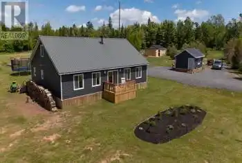 698 Line Road, Milltown Cross, Prince Edward Island C0A1R0, 4 Bedrooms Bedrooms, ,3 BathroomsBathrooms,All Houses,For Sale,Line Road,202501086