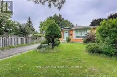 4 o'henry Grove Toronto (Malvern) Ontario M1B1S3