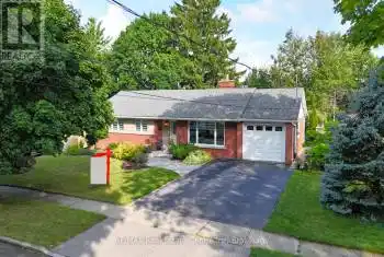 65 KENSINGTON Street, Guelph (Waverley), Ontario N1E3P6, 3 Bedrooms Bedrooms, ,2 BathroomsBathrooms,All Houses,For Sale,KENSINGTON,X11932716