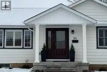 24 Whyte Avenue, Thorold (557 - Thorold Downtown), Ontario L2V2T3, 2 Bedrooms Bedrooms, ,2 BathroomsBathrooms,All Houses,For Sale,Whyte,X11933200