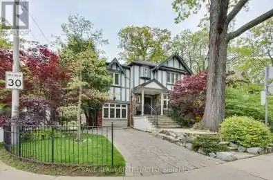 12 Nina Street Toronto (Casa Loma) Ontario M5R1Z3