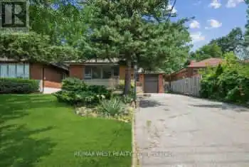 3027 Weston Road, Toronto (Humberlea-Pelmo Park), Ontario M9M2T1, 3 Bedrooms Bedrooms, ,3 BathroomsBathrooms,All Houses,For Sale,Weston,W11934031